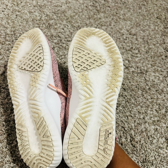 COPY - Adidas Shoes - Picture 6 of 9